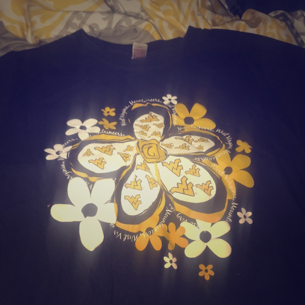 WVU t shirt